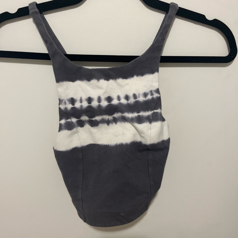 arie tie-dye sports bra